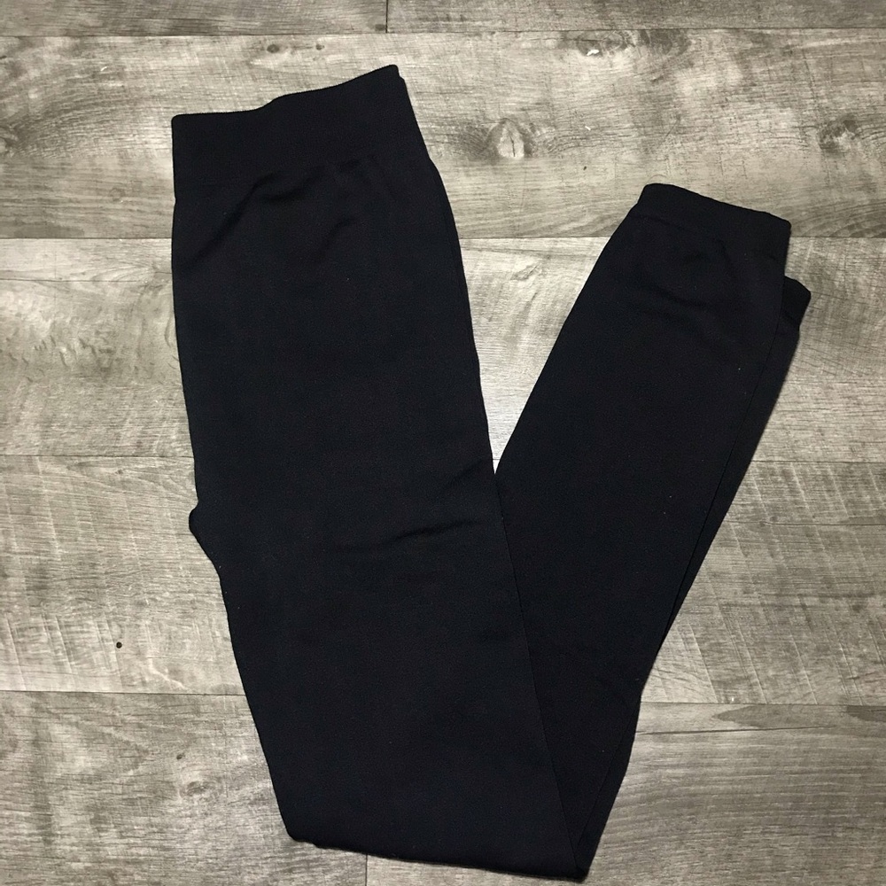 Black leggings XL